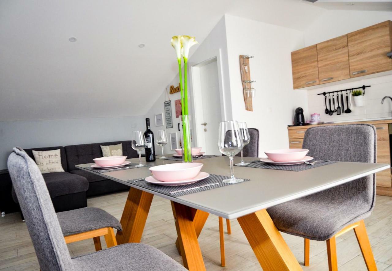 Marazul Apartments Povljana Εξωτερικό φωτογραφία