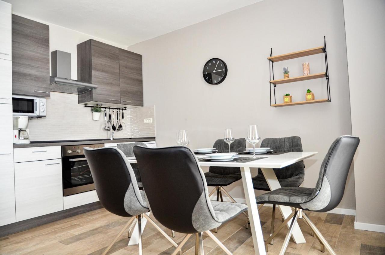 Marazul Apartments Povljana Εξωτερικό φωτογραφία